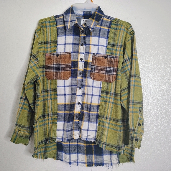 BDG Checked Flannel Shirt with Brown/Green Accents Sz XS Oversized ChestPockets - Picture 3 of 15